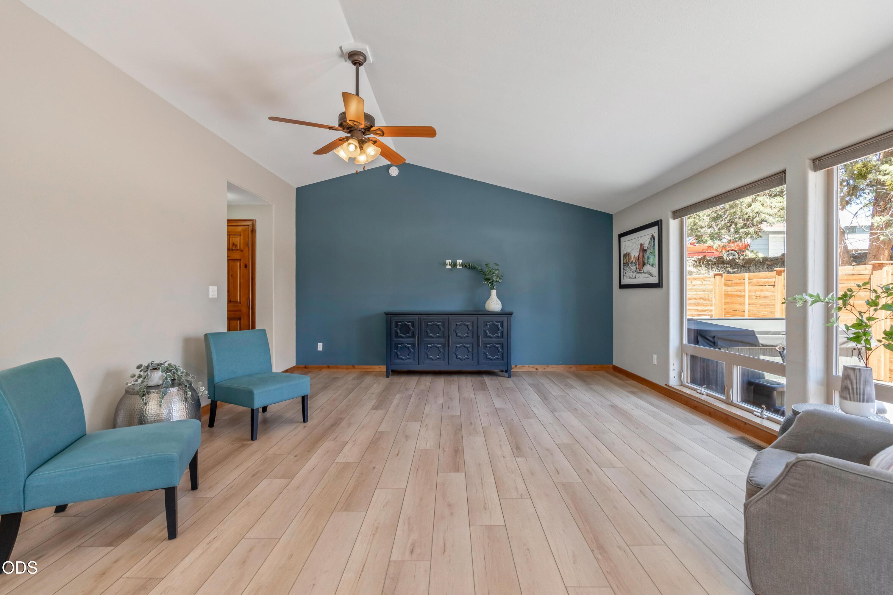 20218 Archie Briggs Road Bend, OR 97703 - Photo 6 of 34