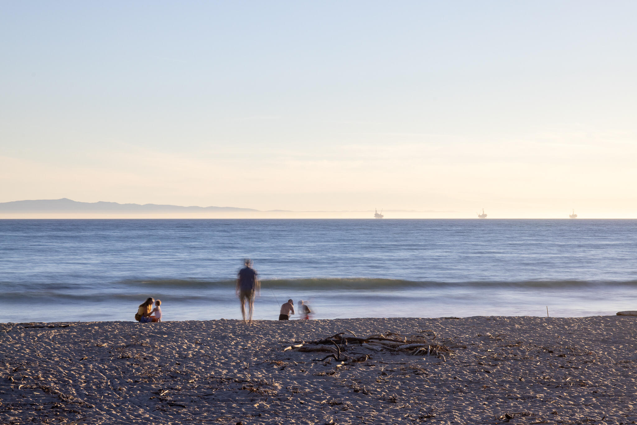 1430 Linhere Drive Carpinteria, CA 93013 - Photo 28 of 34 a view of a yard