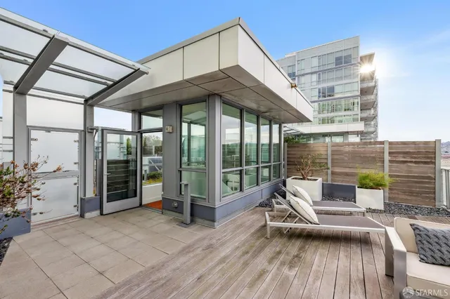 $2,095,000 | 738 Long Bridge Street, Unit 915, San Francisco, CA 94158
