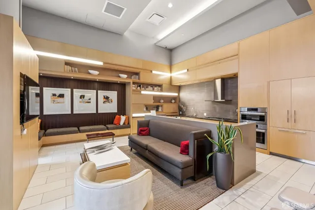 $2,095,000 | 738 Long Bridge Street, Unit 915, San Francisco, CA 94158