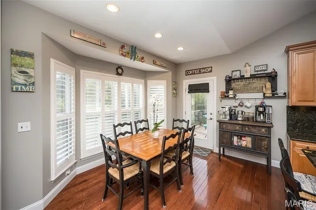 $689,900 | 628 Tanya Ct Drive, St. Louis, MO 63129