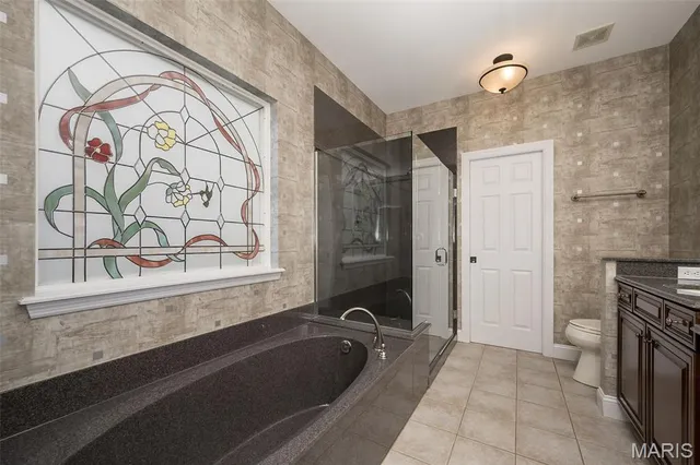 $689,900 | 628 Tanya Ct Drive, St. Louis, MO 63129