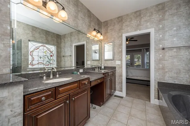 $689,900 | 628 Tanya Ct Drive, St. Louis, MO 63129