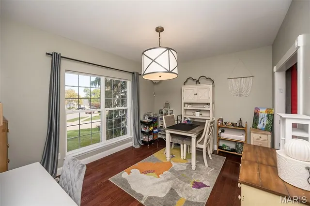 $689,900 | 628 Tanya Ct Drive, St. Louis, MO 63129