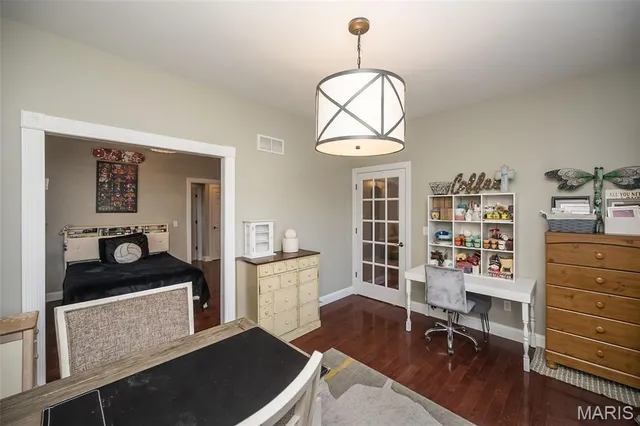 $689,900 | 628 Tanya Ct Drive, St. Louis, MO 63129