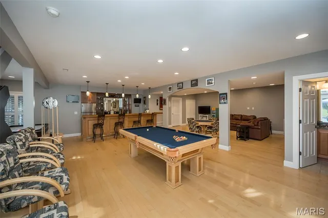 $689,900 | 628 Tanya Ct Drive, St. Louis, MO 63129