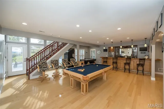 $689,900 | 628 Tanya Ct Drive, St. Louis, MO 63129