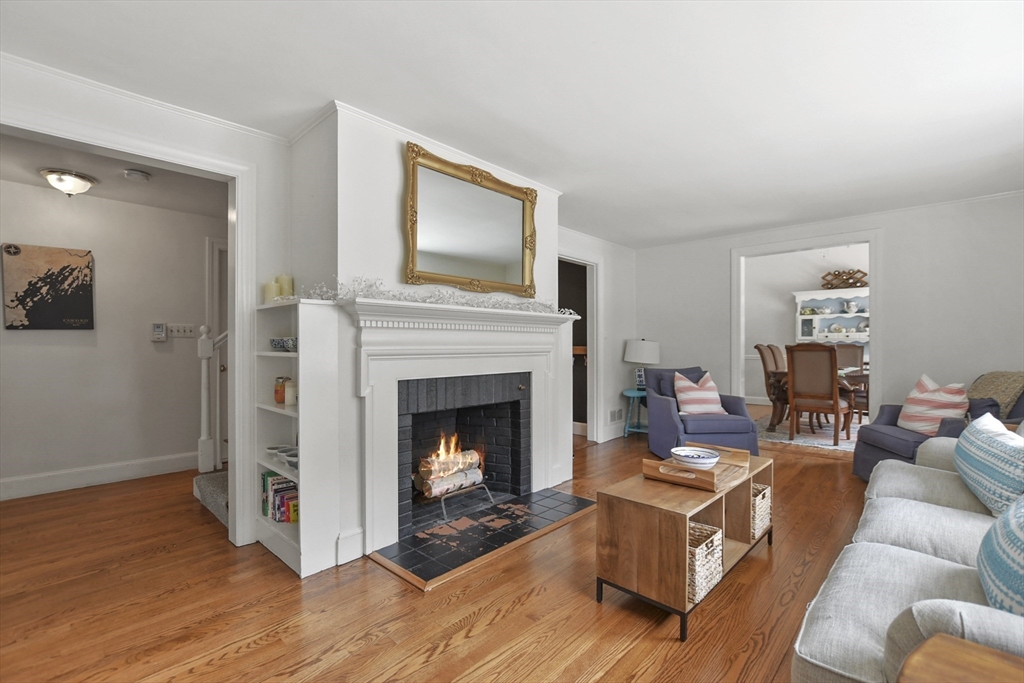 20 Moynihan Road Hamilton, MA 01982 - Photo 2 of 35 Gallery Image 2