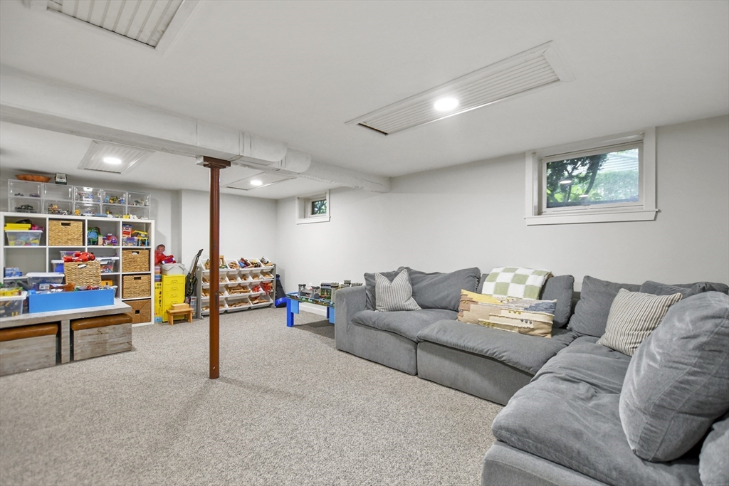 20 Moynihan Road Hamilton, MA 01982 - Photo 26 of 35 Gallery Image 26
