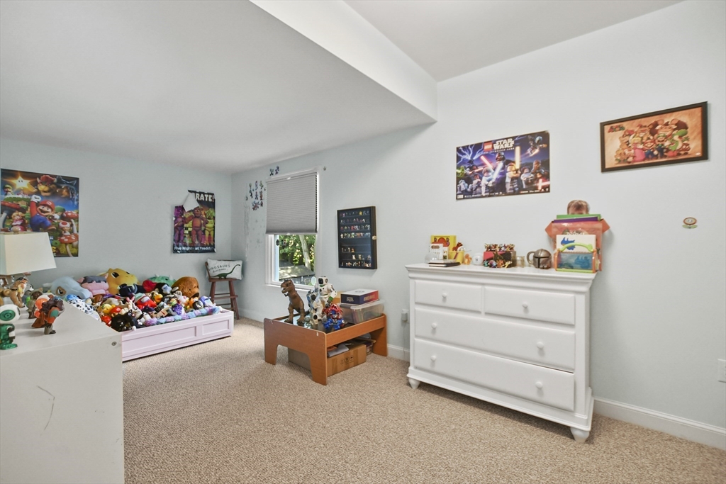 20 Moynihan Road Hamilton, MA 01982 - Photo 29 of 35 Gallery Image 29