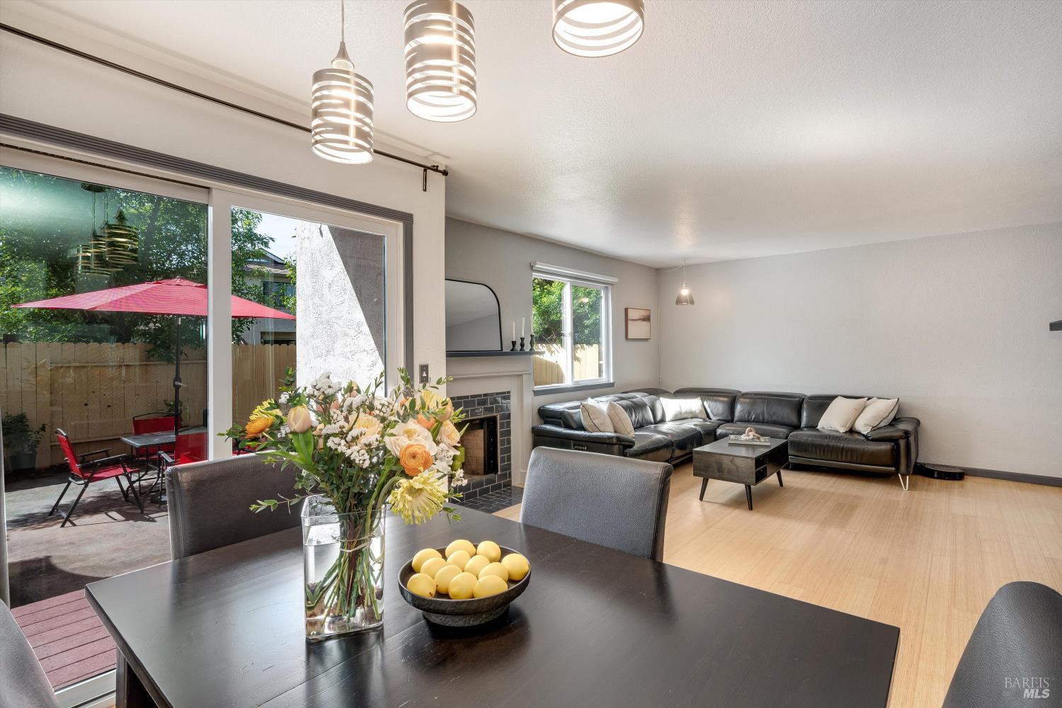 30 Fredrick Drive Rohnert Park, CA 94928 - Photo 11 of 41 Dining area with direct access to patio—ideal for entertaining