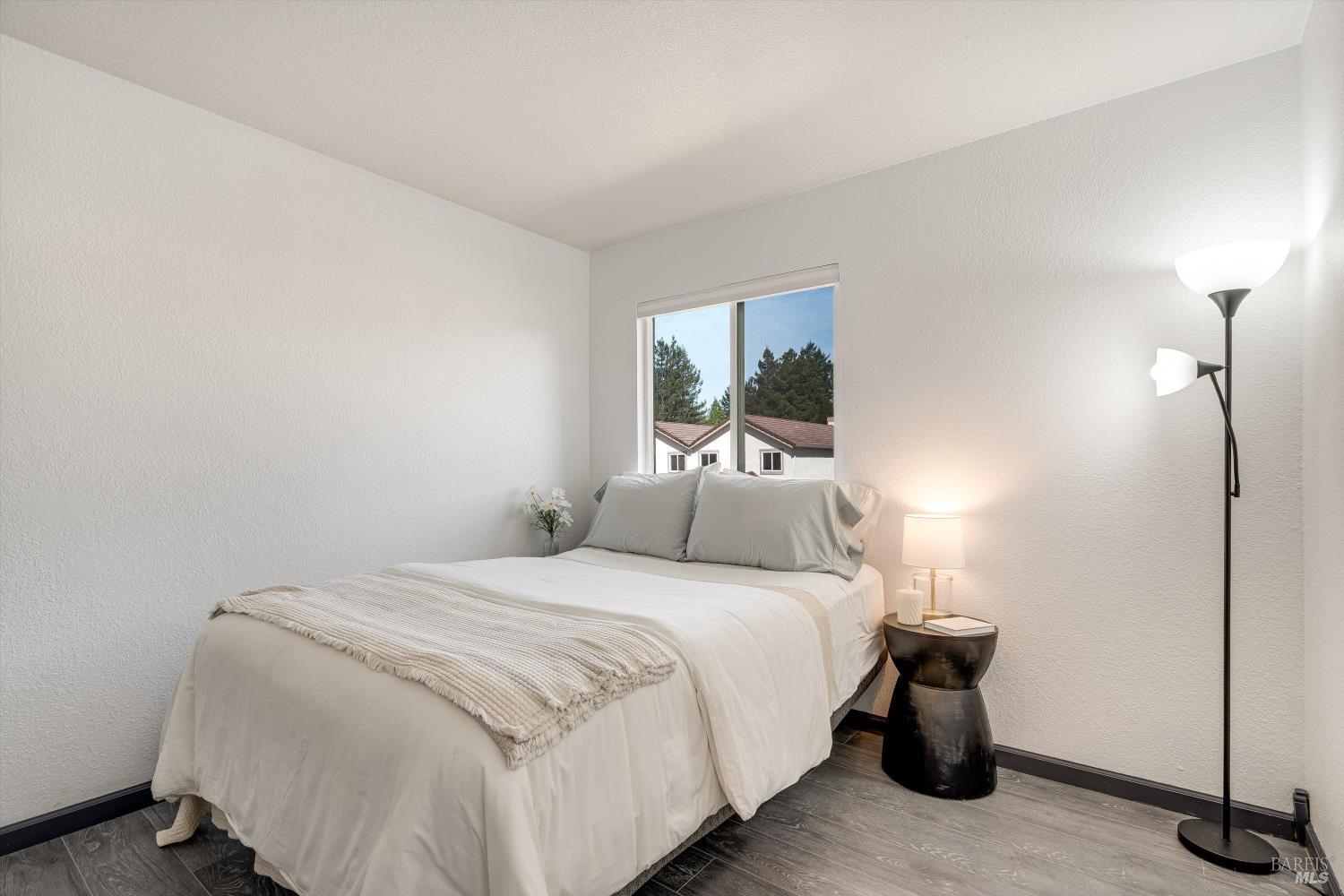 30 Fredrick Drive Rohnert Park, CA 94928 - Photo 33 of 41 Third bedroom with clean, modern design