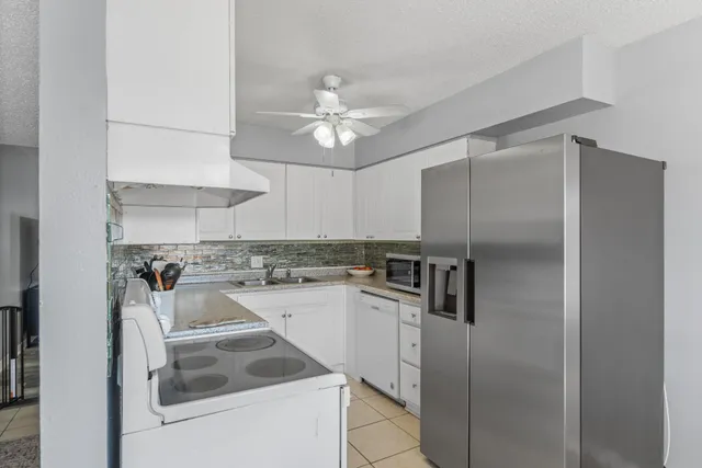 $184,900 | 210 Pelham Road, Unit 220A, Fort Walton Beach, FL 32547