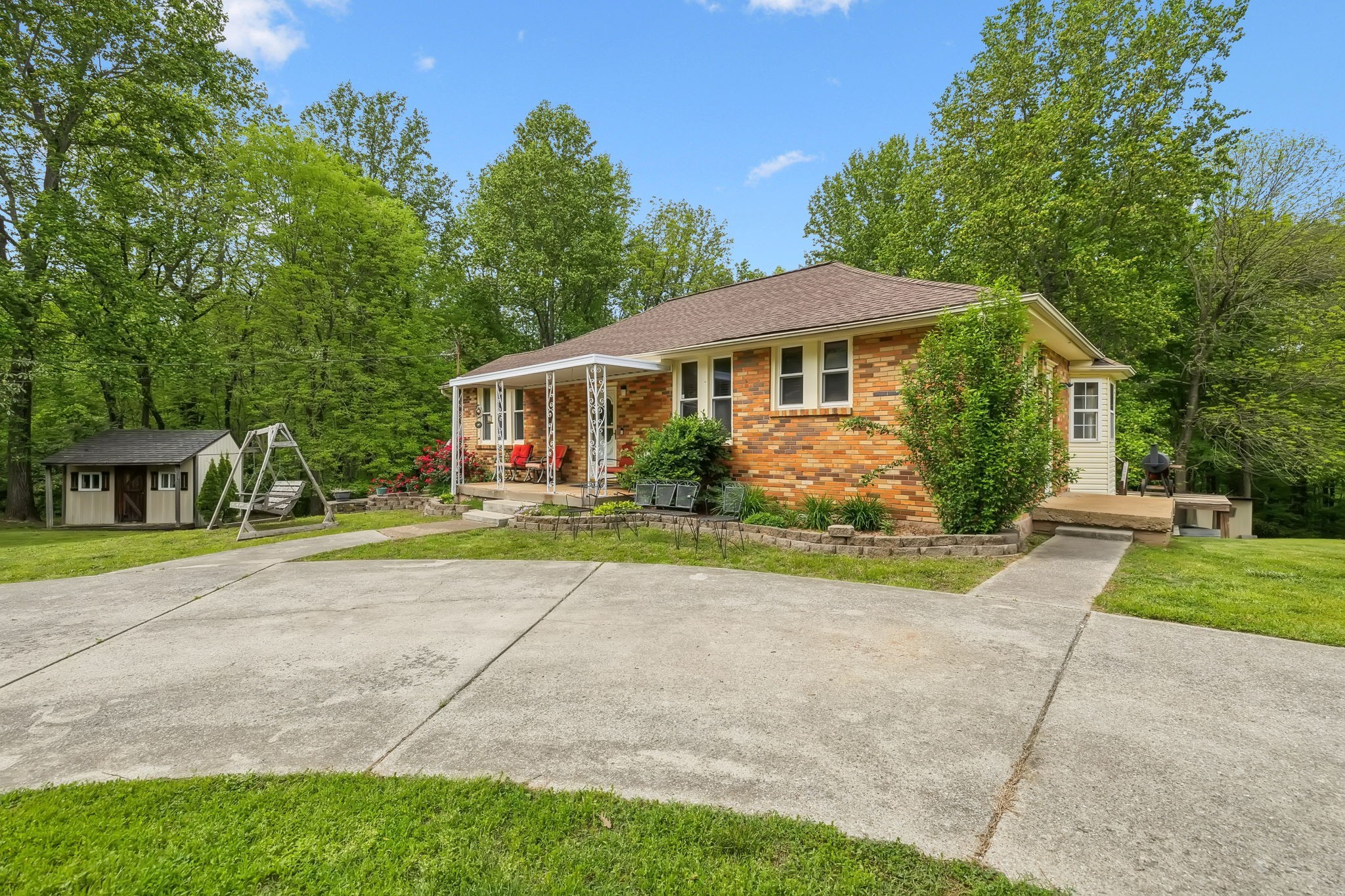 8901 Griffith Road Nashville, TN 37221 - Photo 7 of 56 Gallery Image 7