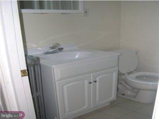 7507 Briar Road Philadelphia, PA 19138 - Photo 5 of 6 Gallery Image 5