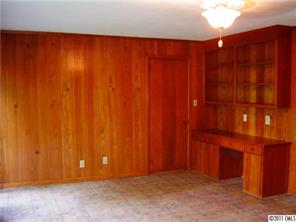 3922 Fellsway Road Charlotte, NC 28209 - Photo 12 of 16 a view of wooden door