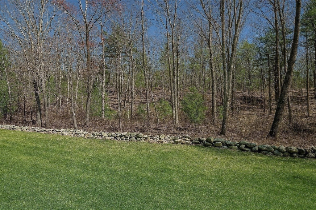 195 Lower Gore Road Webster, MA 01570 - Photo 21 of 24