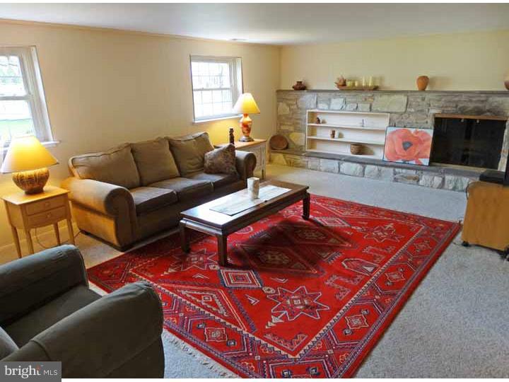 1623 Dublin Road Dresher, PA 19025 - Photo 8 of 21 Family Room