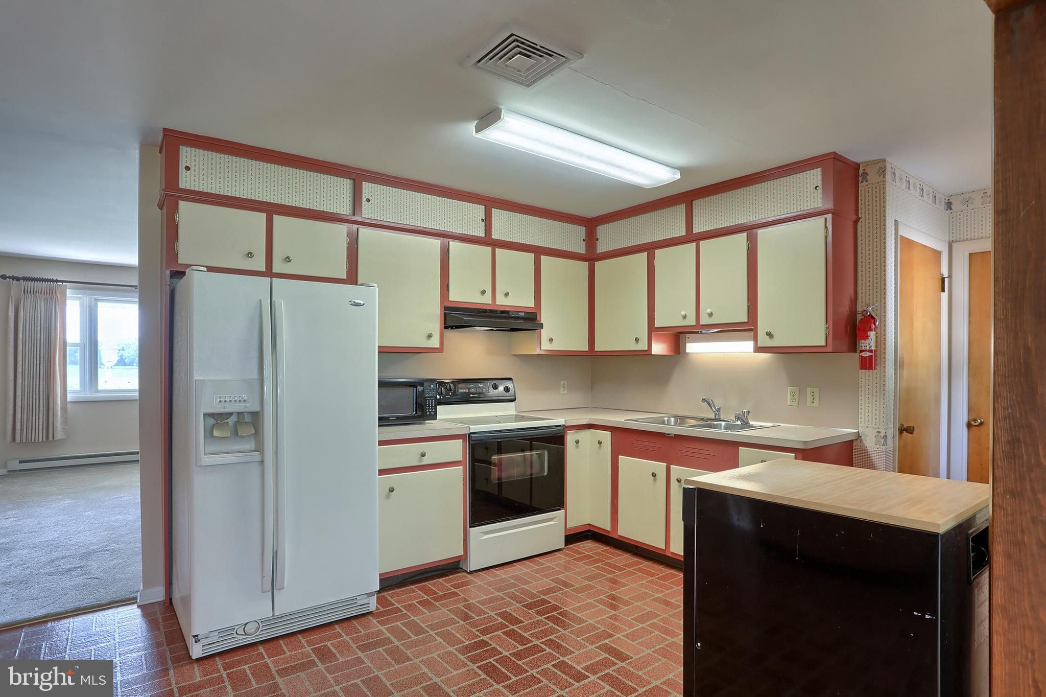 809 East Evergreen Road Lebanon, PA 17042 - Photo 15 of 48 Gallery Image 15
