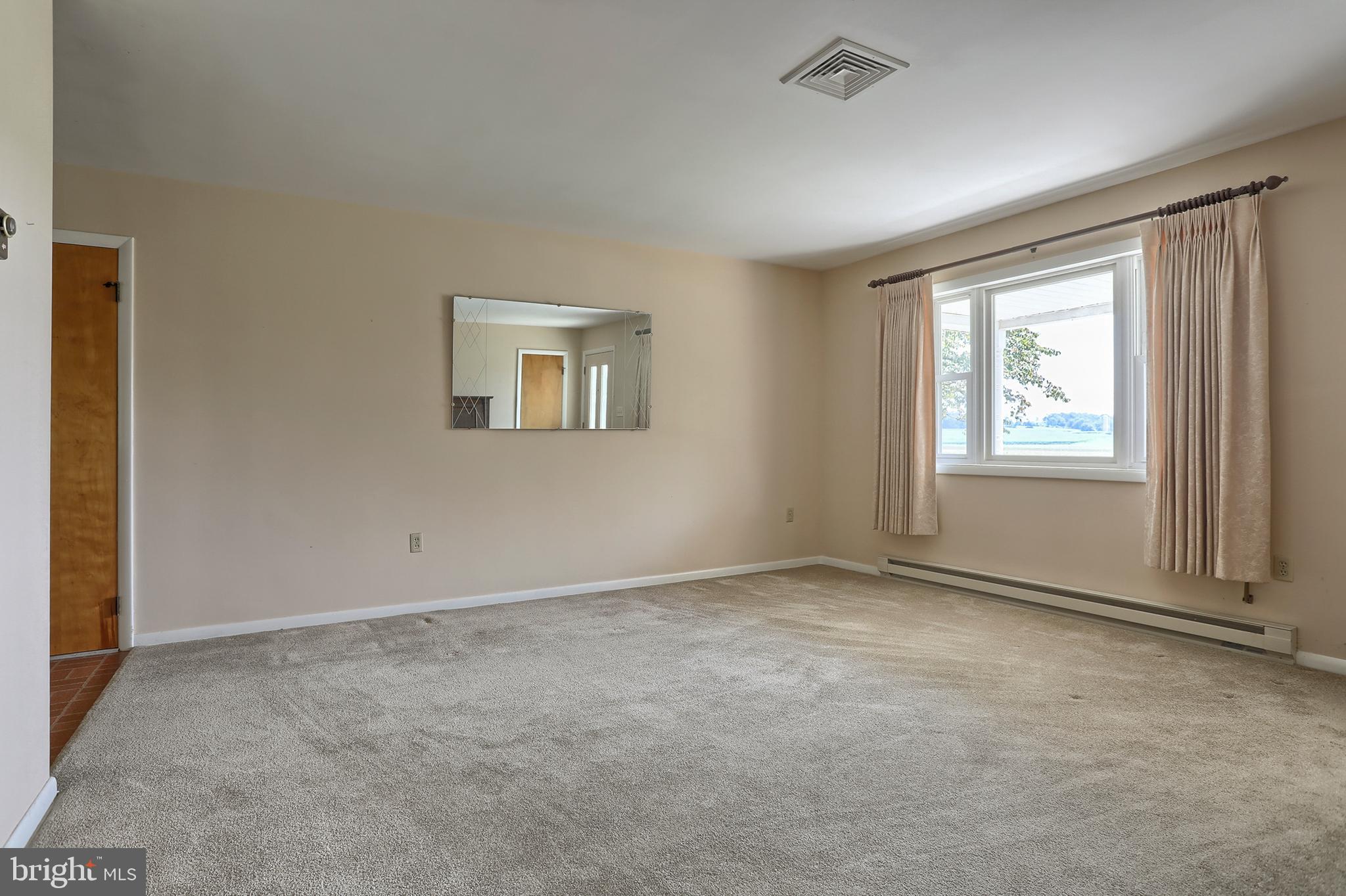 809 East Evergreen Road Lebanon, PA 17042 - Photo 7 of 48 Gallery Image 7