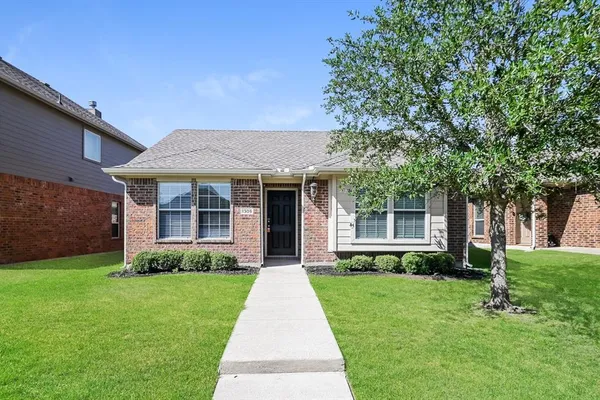 $1,680 | 1309 Honeywood Lane, Royse City, TX 75189