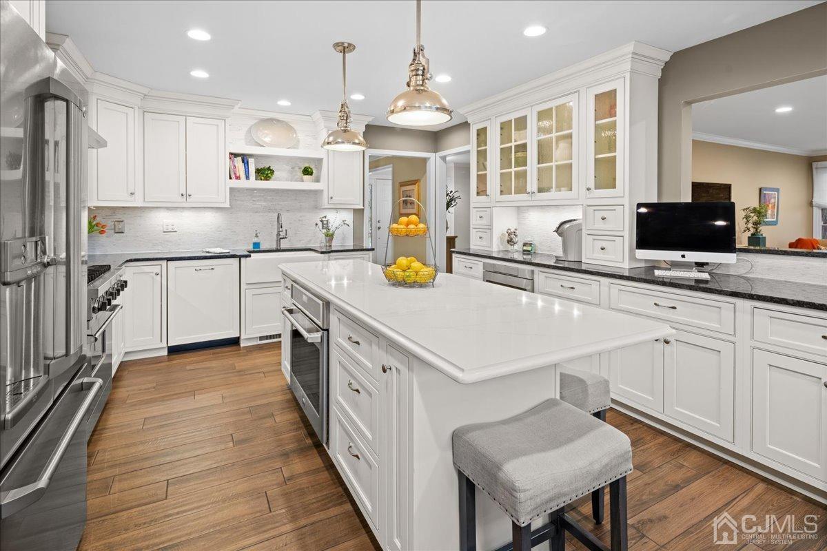 5 Parkview Road Cranbury, NJ 08512 - Photo 10 of 46 Gallery Image 10