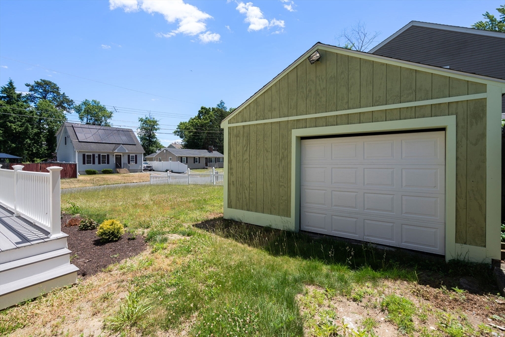 63 Hope Street Springfield, MA 01119 - Photo 36 of 36