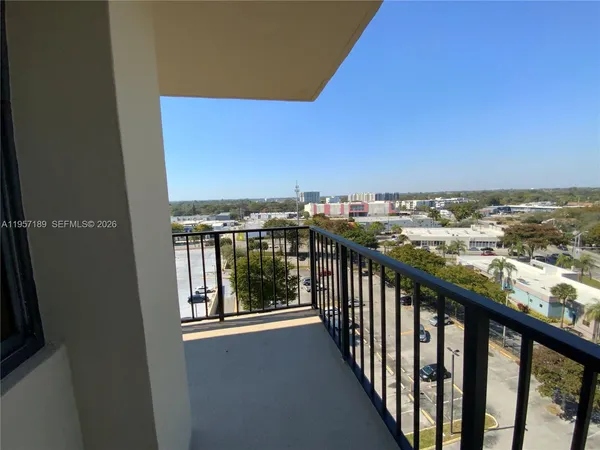 $2,350 | 1470 Northeast 123rd Street, Unit A1016, North Miami, FL 33161