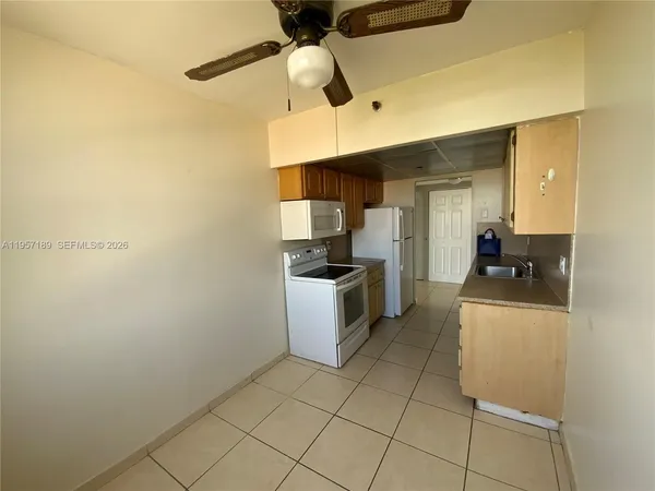 $2,350 | 1470 Northeast 123rd Street, Unit A1016, North Miami, FL 33161