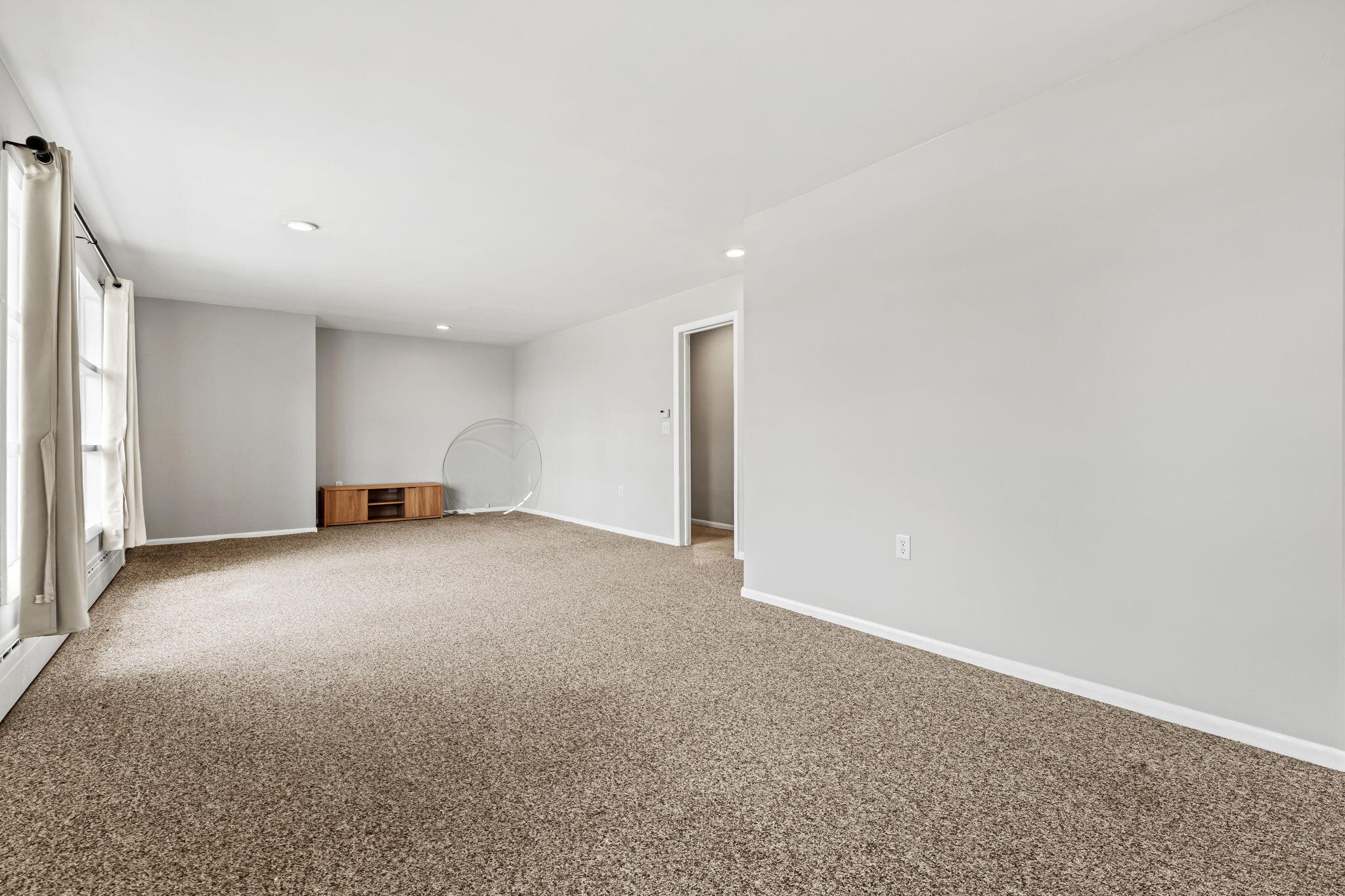 2418 4 Mile Road Northwest Grand Rapids, MI 49544 - Photo 12 of 45 12-web-or-mls-036