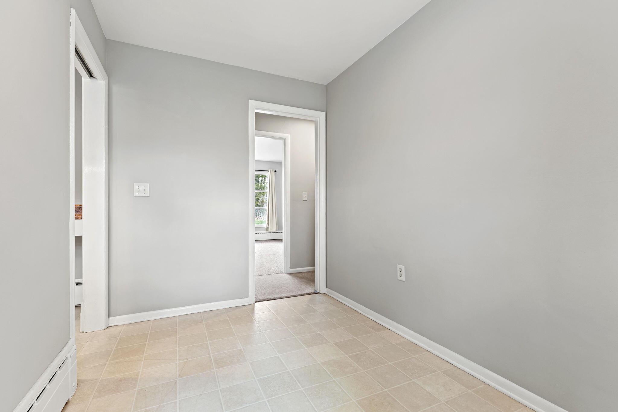 2418 4 Mile Road Northwest Grand Rapids, MI 49544 - Photo 20 of 45 20-web-or-mls-060