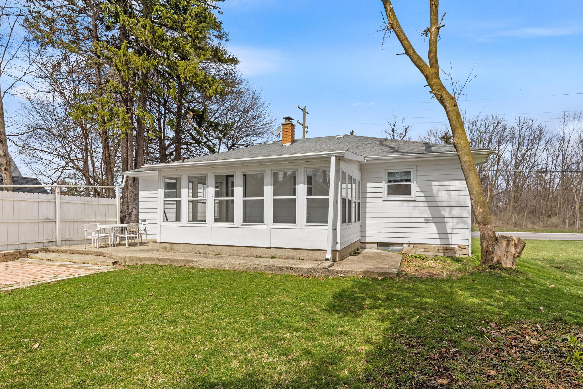 2418 4 Mile Road Northwest Grand Rapids, MI 49544 - Photo 38 of 45 38-web-or-mls-114