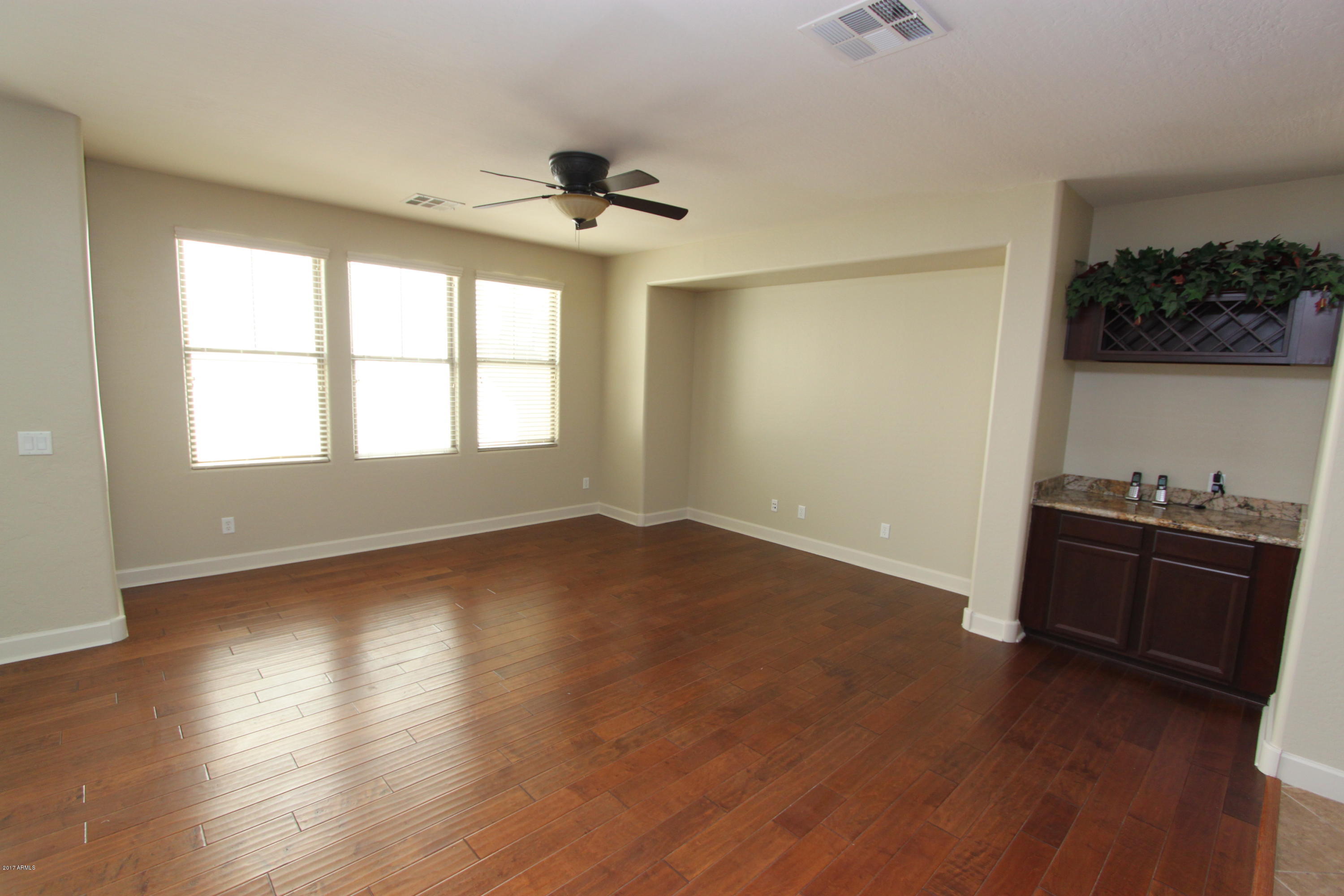1327 South Martingale Road Gilbert, AZ 85296 - Photo 16 of 39 Martingale 362