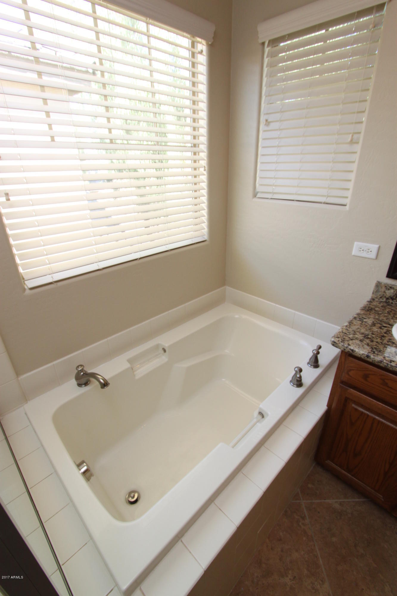 1327 South Martingale Road Gilbert, AZ 85296 - Photo 27 of 39 Martingale 374