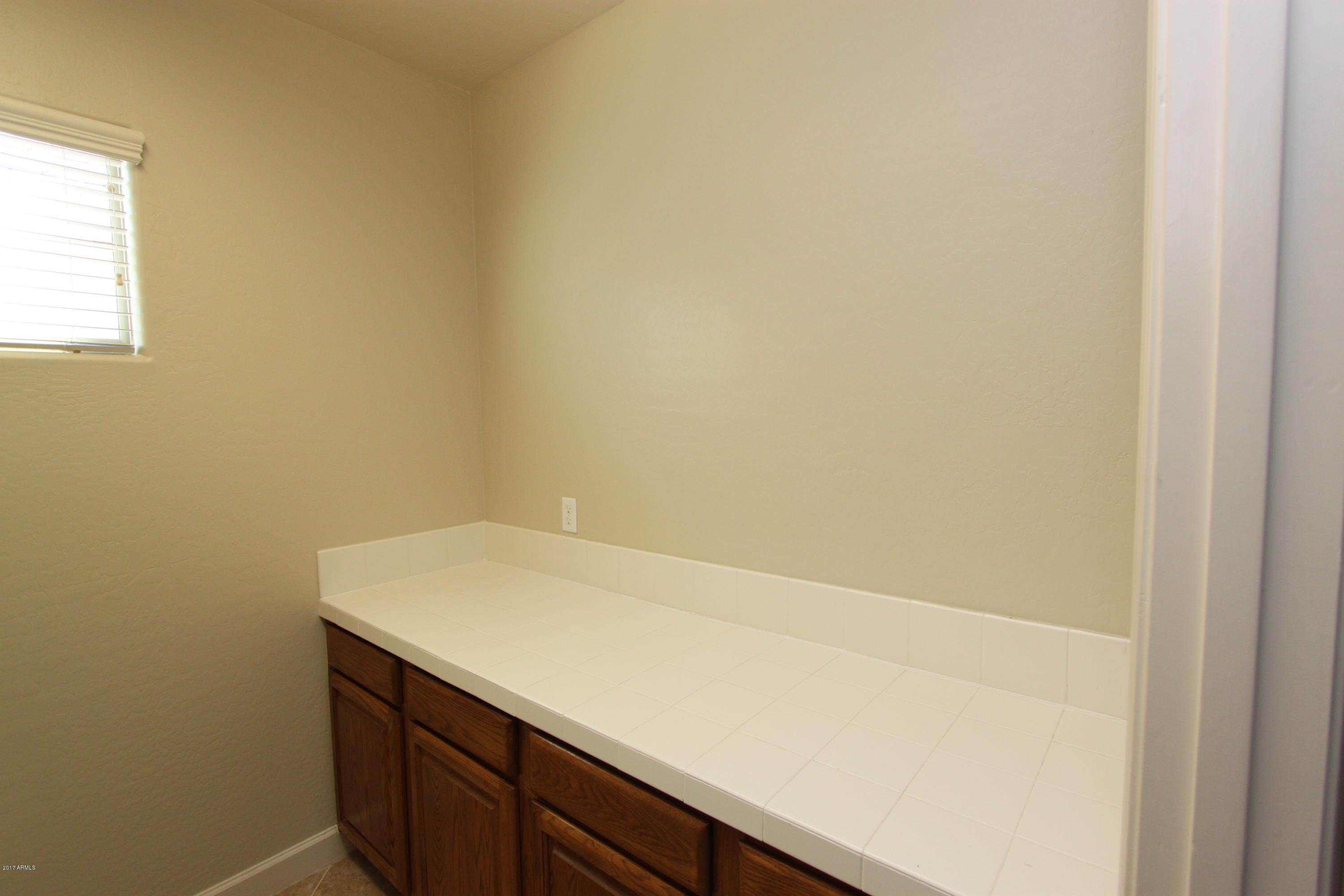 1327 South Martingale Road Gilbert, AZ 85296 - Photo 29 of 39 Martingale 376