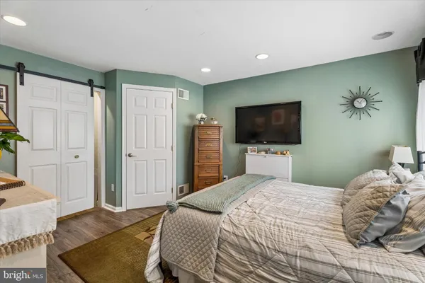 $525,000 | 908 Roberts Avenue, Drexel Hill, PA 19026