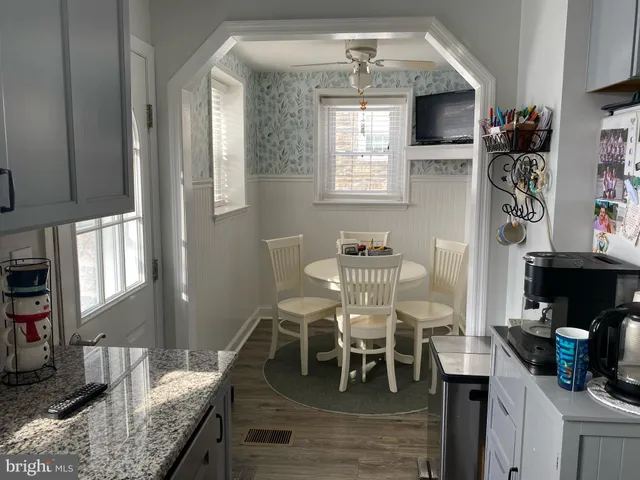 $539,900 | 908 Roberts Avenue, Drexel Hill, PA 19026