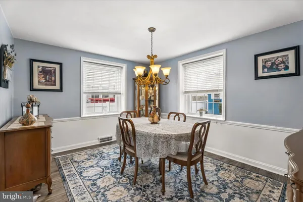 $525,000 | 908 Roberts Avenue, Drexel Hill, PA 19026