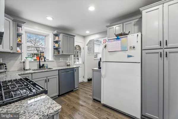 $525,000 | 908 Roberts Avenue, Drexel Hill, PA 19026