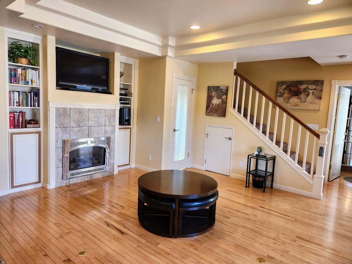 45 Chestnut Street Salinas, CA 93901 - Photo 10 of 23 a living room with furniture and a flat screen tv