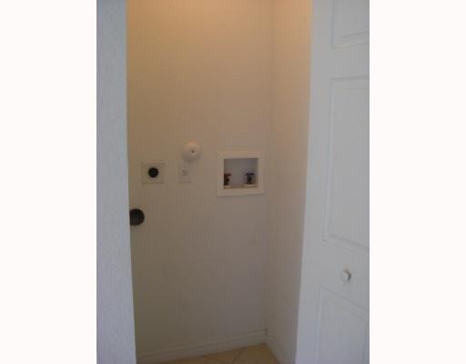 1920 Hibiscus Lane, Unit 163 Riviera Beach, FL 33404 - Photo 6 of 16 a close up of a wall