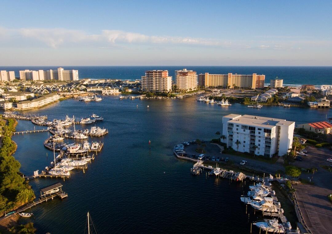 30 Moreno Point Road, Unit 406C Destin, FL 32541 - Photo 34 of 52 413907ba-4c06-4ec2-b7fc-3039be90c1d6