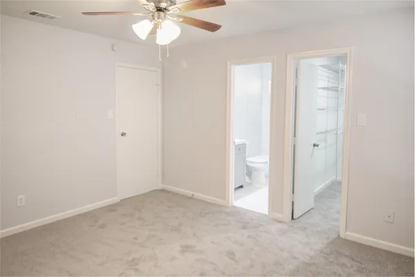 $2,100 | 28 East Brookberry Court, Spring, TX 77381