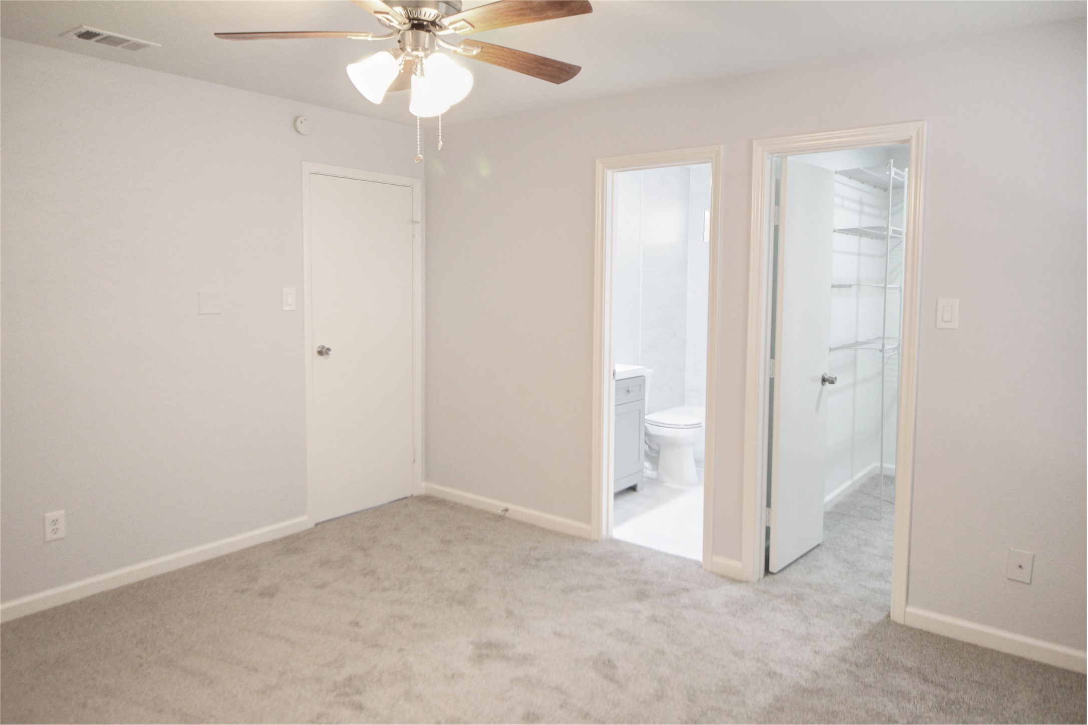 28 East Brookberry Court Spring, TX 77381 - Photo 8 of 15