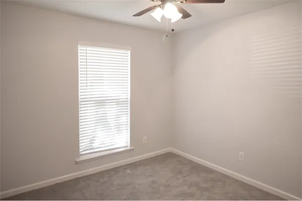 $2,100 | 28 East Brookberry Court, Spring, TX 77381