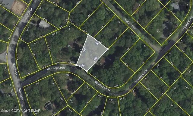 a picture of a picture of a picture of a floor