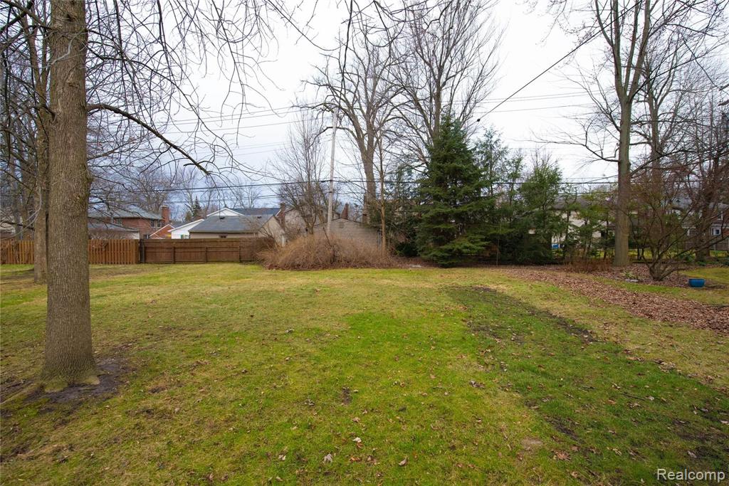 1699 Littlestone Road Grosse Pointe Woods, MI 48236 - Photo 54 of 54
