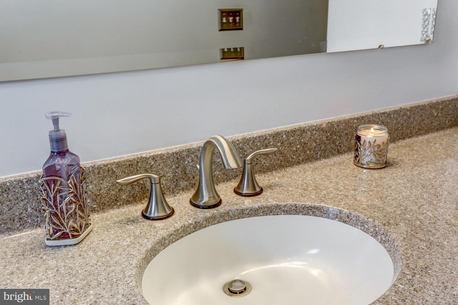 31 Trail Road South Elizabethtown, PA 17022 - Photo 19 of 40 a bathroom with a sink