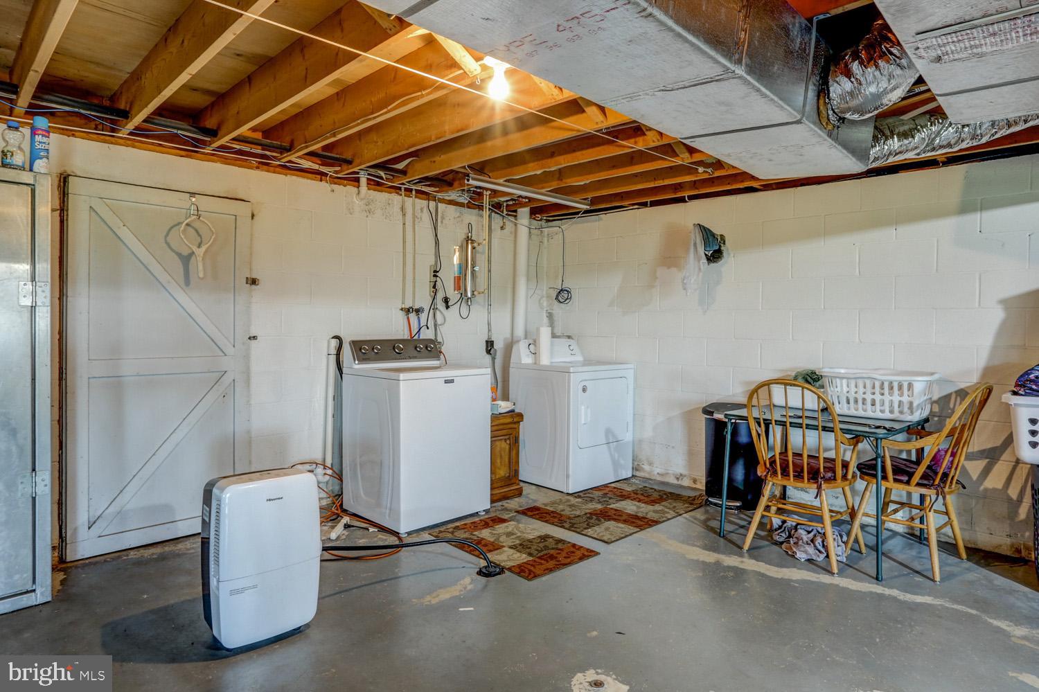 31 Trail Road South Elizabethtown, PA 17022 - Photo 31 of 40 a utility room with dryer and washer