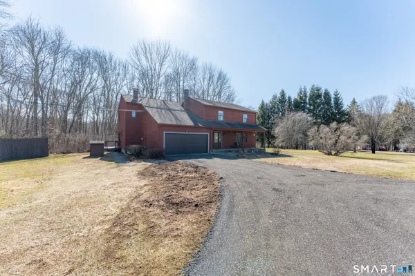 $575,000 | 41 Margaret Henry Road, Killingly, CT 06239